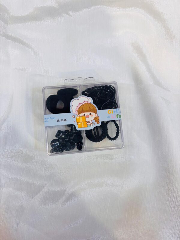 BLACK HAIR BOOL & CLIPS BOX