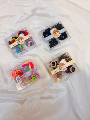 BLACK HAIR BOOL & CLIPS BOX